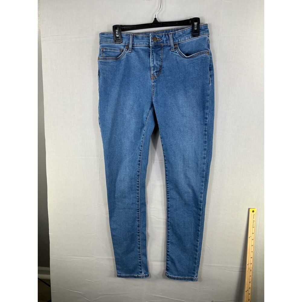 Falls Creek Women's Blue‎ Denim Jeans Size 6 Classic Straight Leg Mid Rise